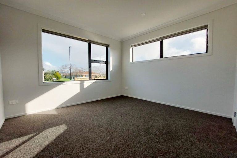 Photo of property in 2/2 Jennian Avenue, Rototuna North, Hamilton, 3281