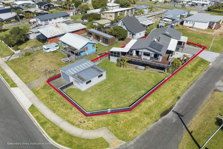 Photo of property in 201 Kiwi Road, Whangamata, 3620
