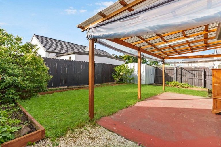 Photo of property in 4 Otago Place, Favona, Auckland, 2024