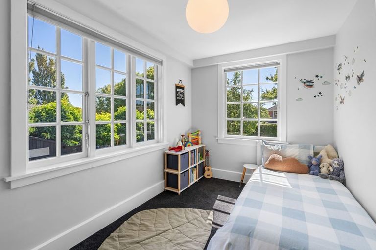 Photo of property in 4 Burnbrae Street, Saint Martins, Christchurch, 8022