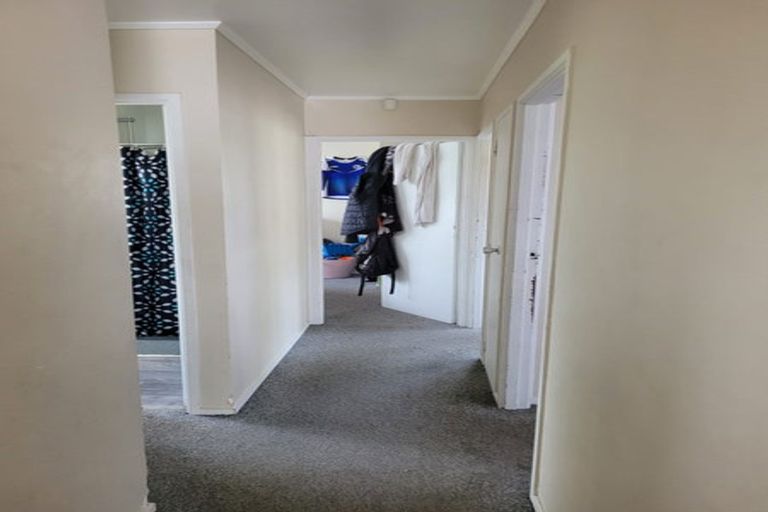 Photo of property in 6 Karina Place, Glen Eden, Auckland, 0602