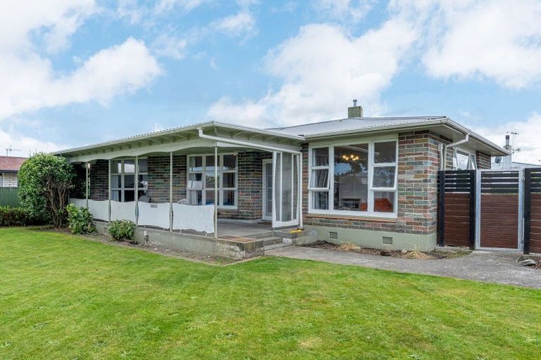 Photo of property in 587 Queen Street East, Levin, 5510