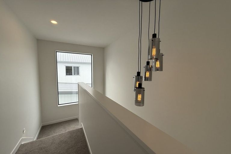 Photo of property in 77c Schoolside Road, Kumeu, 0810