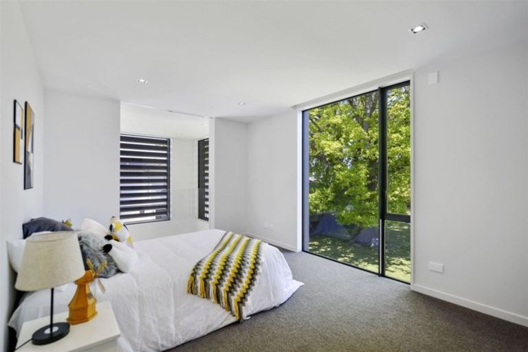 Photo of property in 142c Glandovey Road, Strowan, Christchurch, 8052