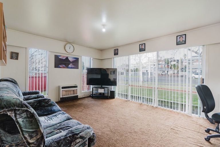 Photo of property in 20a Livingstone Avenue, Nawton, Hamilton, 3200