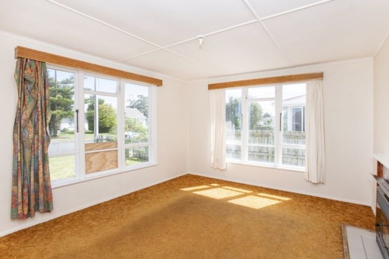 Photo of property in 17 Taruheru Crescent, Mangapapa, Gisborne, 4010