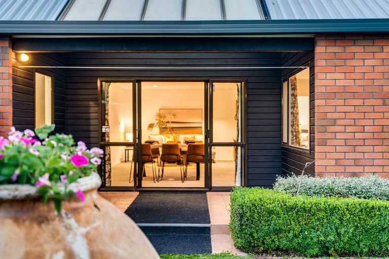 Photo of property in 1/29 Ilam Road, Upper Riccarton, Christchurch, 8041