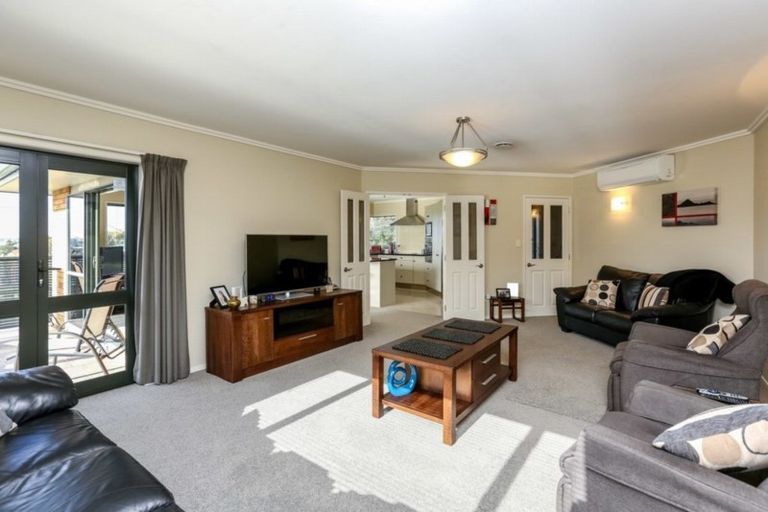 Photo of property in 20 Barrett Road, Whalers Gate, New Plymouth, 4310