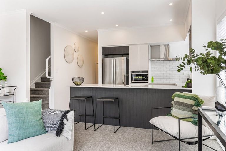 Photo of property in 11 Hiwi Rakau Rise, Westgate, Auckland, 0614