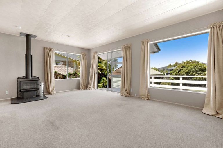 Photo of property in 2 Foley Drive, Springfield, Rotorua, 3015