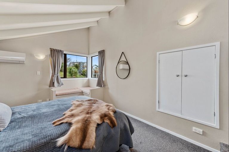 Photo of property in 6 Mark Place, Lynmore, Rotorua, 3010