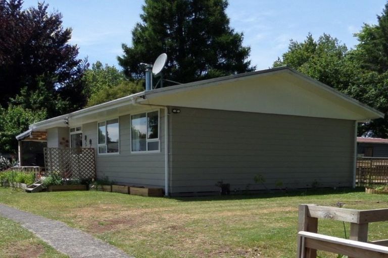 Photo of property in 4 Toi Grove, Turangi, 3334
