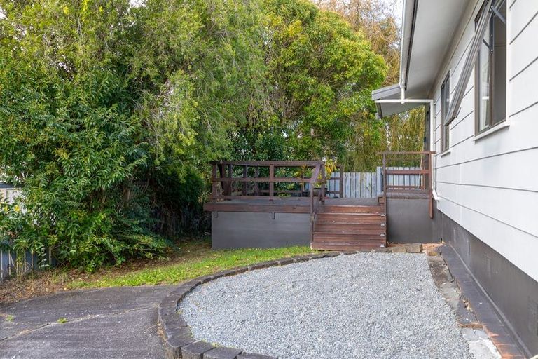 Photo of property in 1/13 Martin Place, Kelston, Auckland, 0602