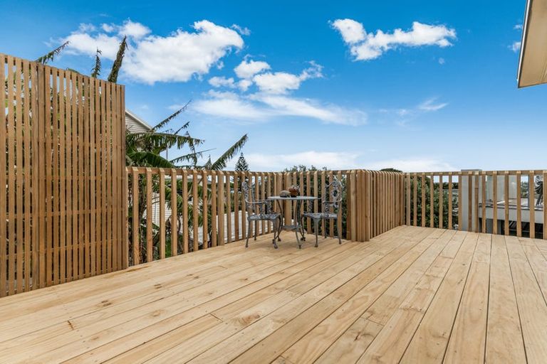 Photo of property in 170 Vipond Road, Stanmore Bay, Whangaparaoa, 0932