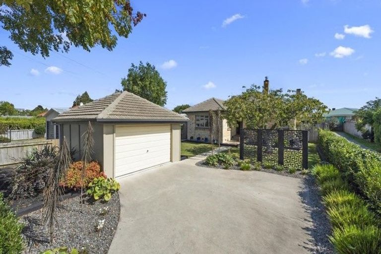 Photo of property in 18 Bolmuir Road, Forest Lake, Hamilton, 3200