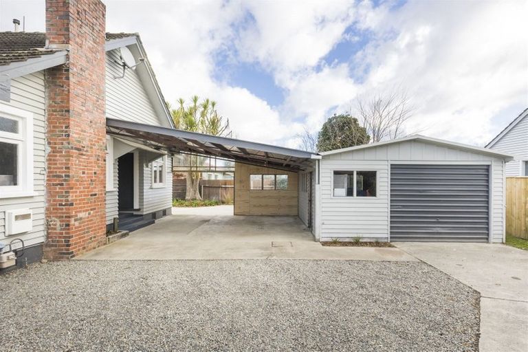 Photo of property in 46 Moheke Avenue, Roslyn, Palmerston North, 4414