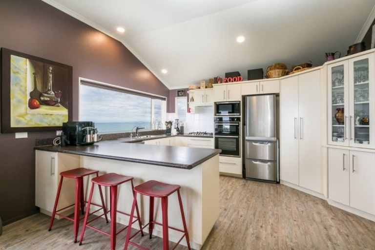 Photo of property in 245 Whirinaki Road, Eskdale, Napier, 4182