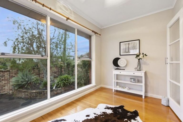 Photo of property in 89 Lake Road, Belmont, Auckland, 0622