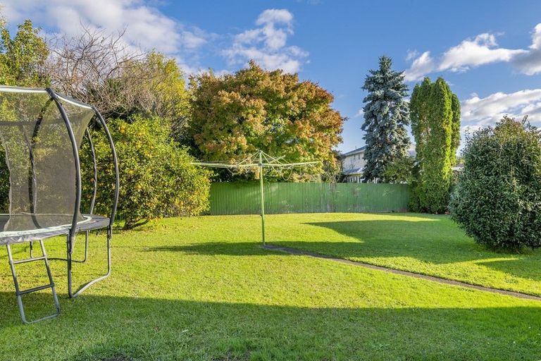 Photo of property in 14 Highbury Drive, Levin, 5510