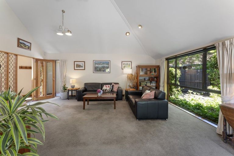 Photo of property in 9 Tripp Place, Ilam, Christchurch, 8041