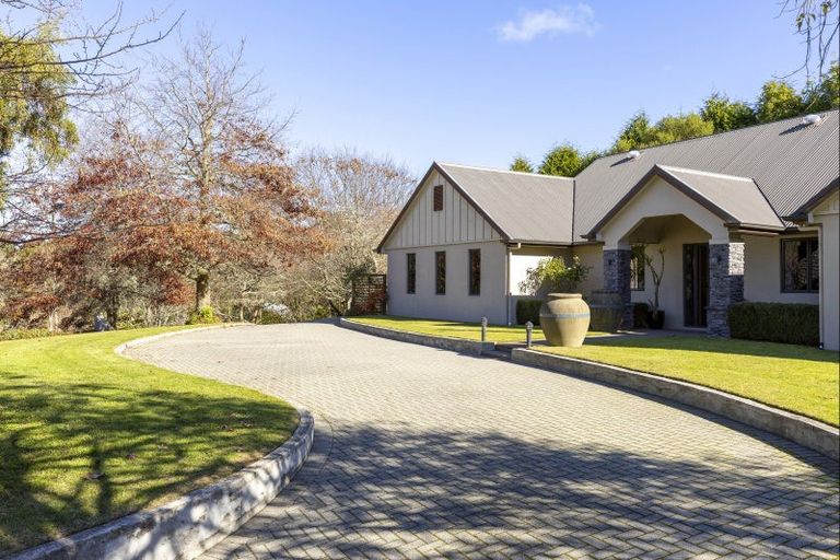 Photo of property in 214 Mapara Road, Acacia Bay, Taupo, 3385