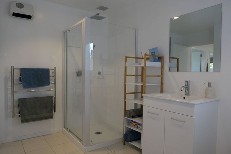 Photo of property in 29 Awatea Avenue, Paraparaumu, 5032