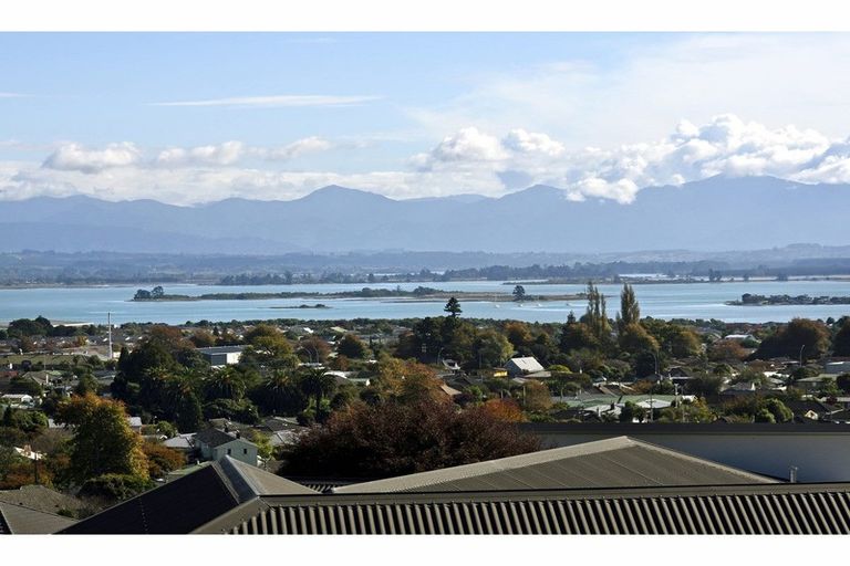 Photo of property in 6 Berkshire Place, Stoke, Nelson, 7011