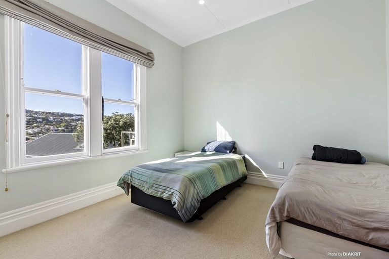 Photo of property in 7 Cam Street, Island Bay, Wellington, 6023