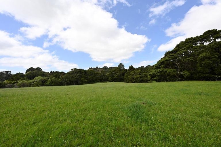 Photo of property in 22 Colgan Lane, Waitoki, Kaukapakapa, 0871