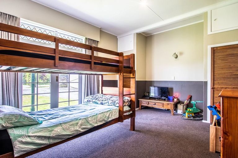 Photo of property in 34 School Road, Te Horo, Otaki, 5582