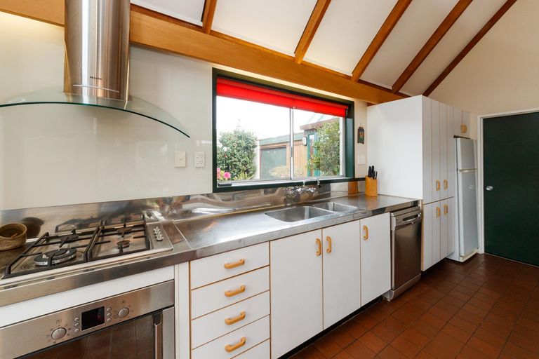 Photo of property in 47 Te Awe Awe Street, Hokowhitu, Palmerston North, 4410