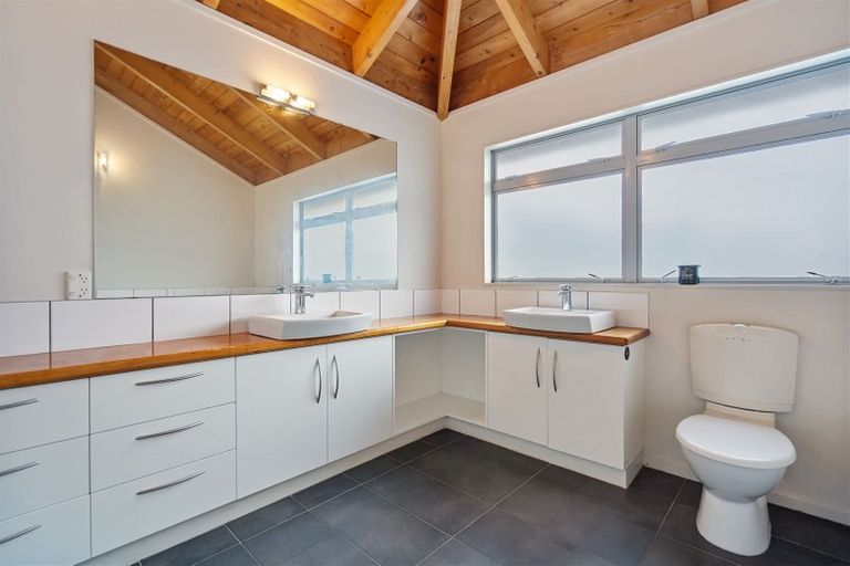 Photo of property in 3 Gurnard Road, Stillwater, Silverdale, 0993