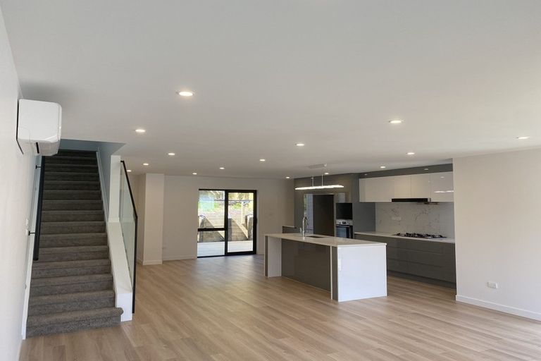 Photo of property in 16 Maika Lane, Birkenhead, Auckland, 0626