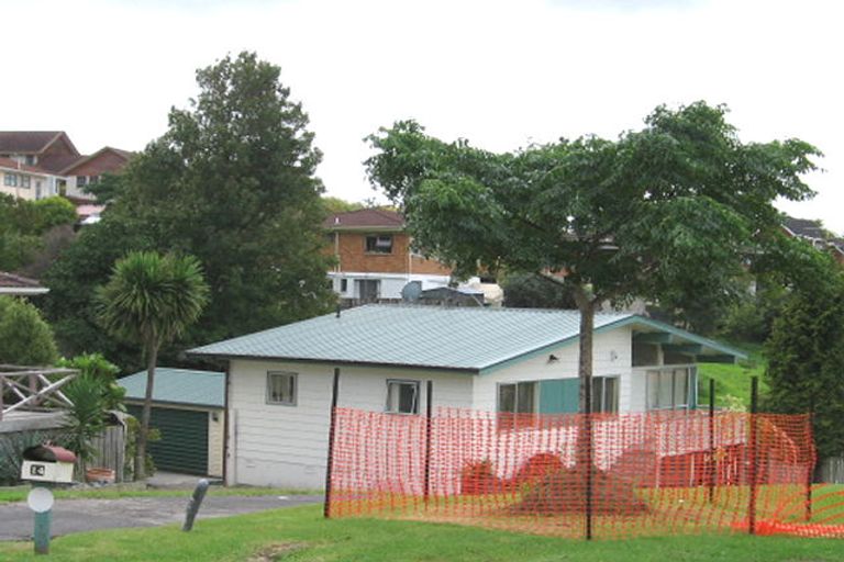 Photo of property in 14 Sari Place, Massey, Auckland, 0614