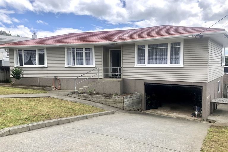 Photo of property in 11a Cambridge Street, Kamo, 0112