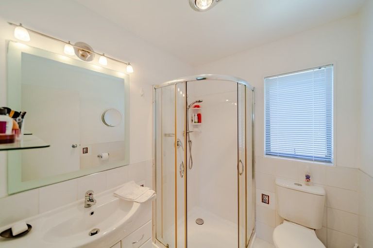 Photo of property in 10 Abbotsford Road, Waipawa, 4210