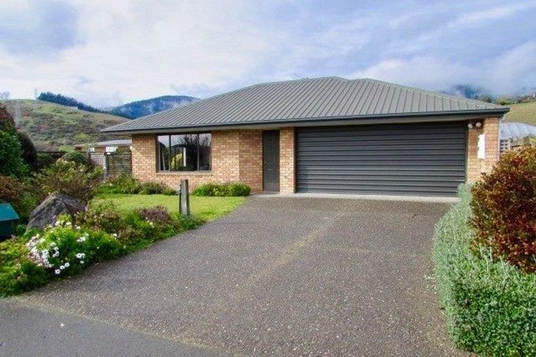 Photo of property in 363 Suffolk Road, Stoke, Nelson, 7011