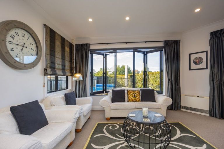 Photo of property in 31 Balmoral Drive, Terrace End, Palmerston North, 4410