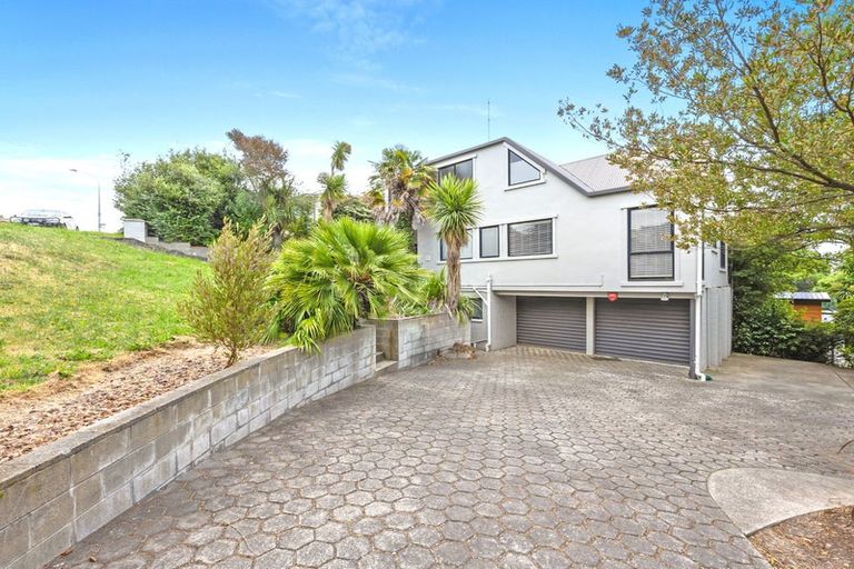 Photo of property in 9 Janice Place, Mount Pleasant, Christchurch, 8081