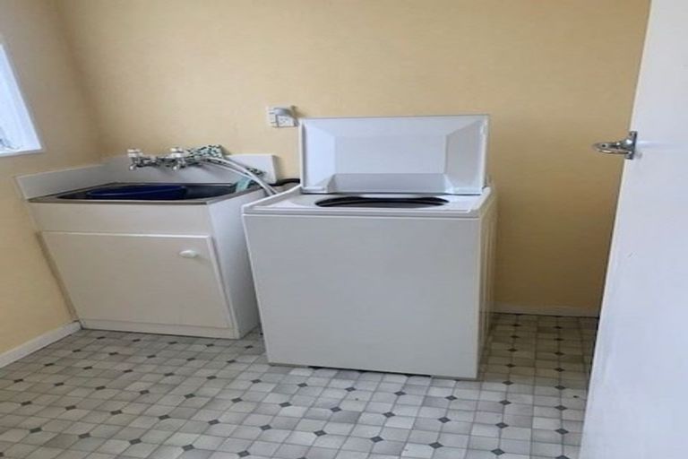 Photo of property in 14 Pop Andrew Drive, Te Anau, 9600