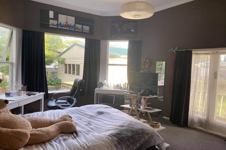 Photo of property in 39 Hereford Street, West End, Palmerston North, 4410