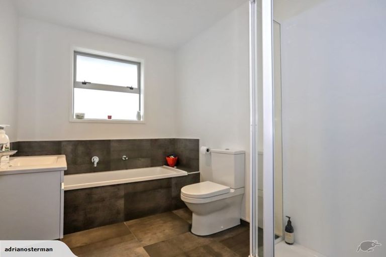 Photo of property in 39 Taioma Close, Papamoa, 3118