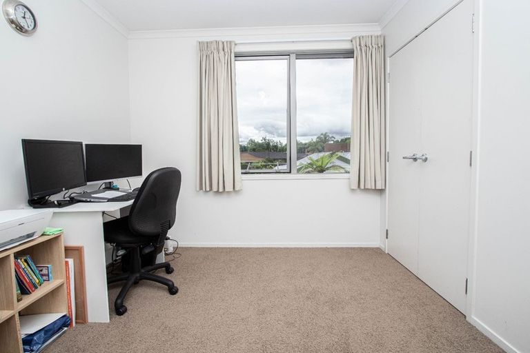 Photo of property in 1/6 Page Place, Hamilton East, Hamilton, 3216