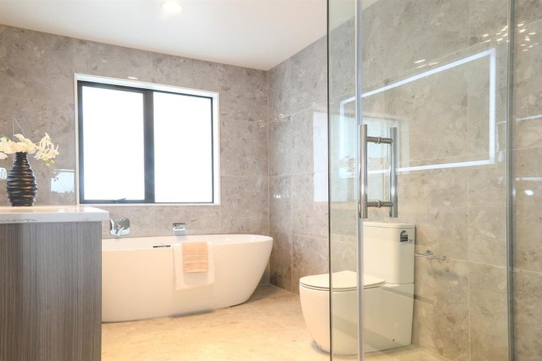 Photo of property in 18 Hutukawa Drive, Beachlands, Auckland, 2018