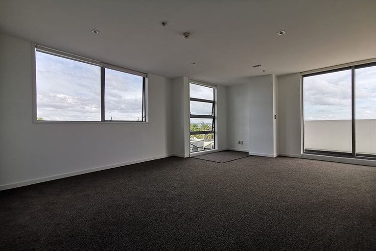 Photo of property in Maison Apartments, 212/16 Huron Street, Takapuna, Auckland, 0622