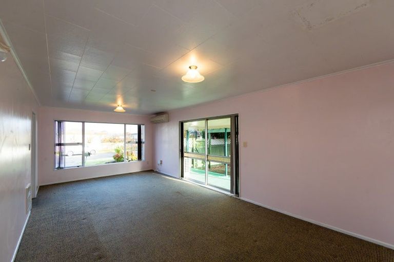 Photo of property in 427 Southland Place, Raureka, Hastings, 4120