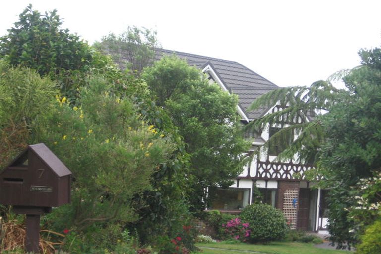 Photo of property in 7 Ridvan Grove, Ngaio, Wellington, 6035