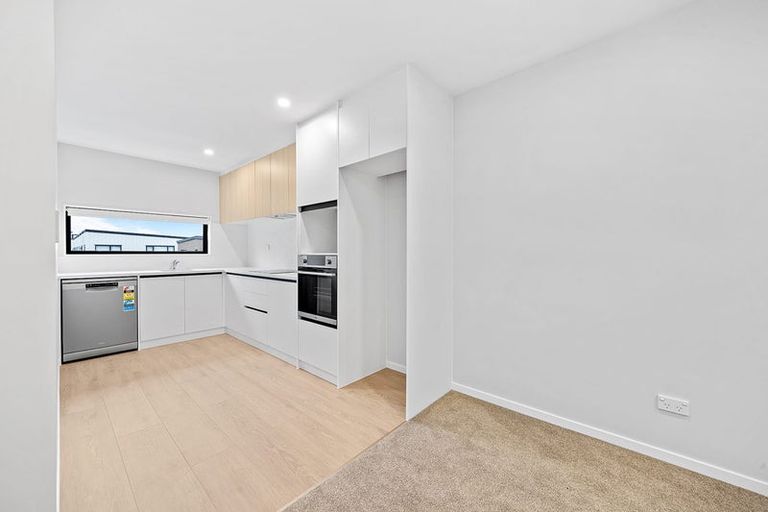 Photo of property in 10 Tukari Lane, Mangere Bridge, Auckland, 2022