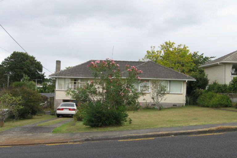 Photo of property in 2/45 Gordon Avenue, Forrest Hill, Auckland, 0620