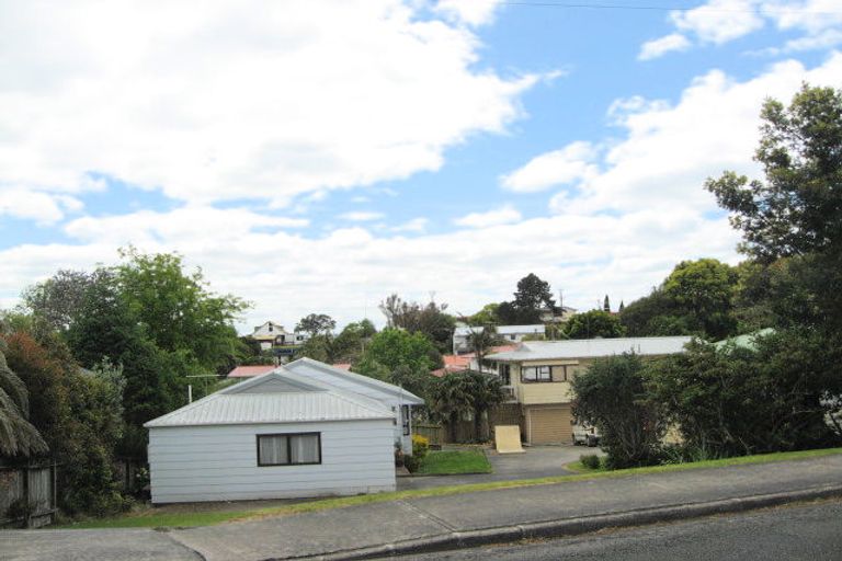 Photo of property in 13a Walbrook Road, Manly, Whangaparaoa, 0930